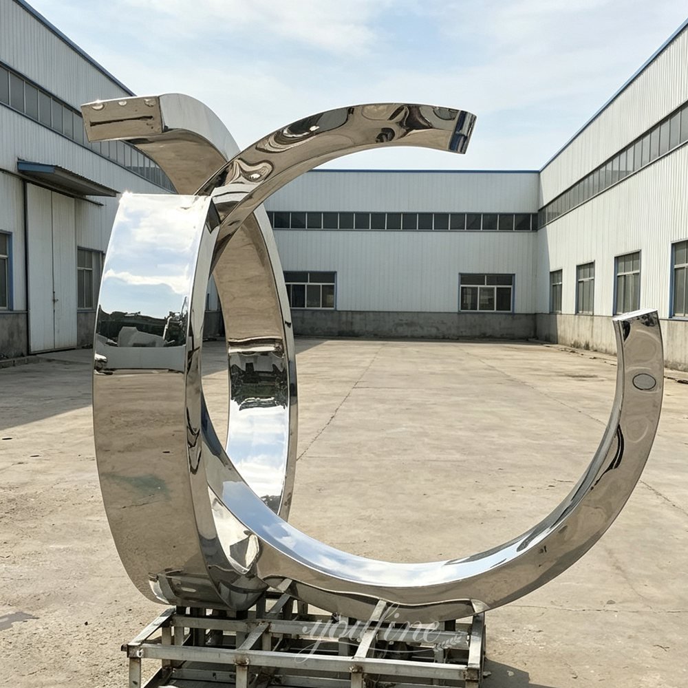 mirrored stainless steel 2 c shaped fountain factory view