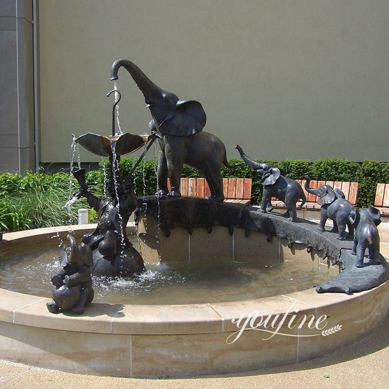 Bronze Eelphant Family Statue Fountain