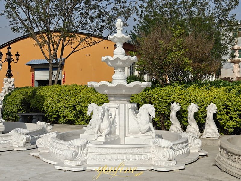 marble horse fountain