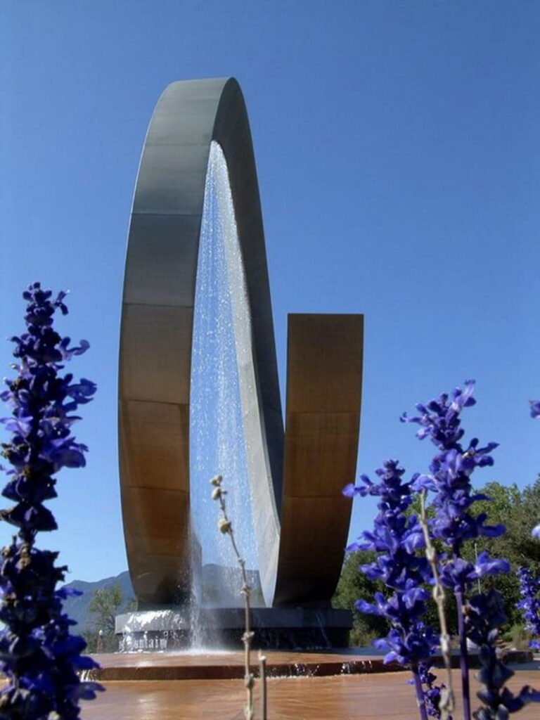 stainless steel ring fountain sculpture