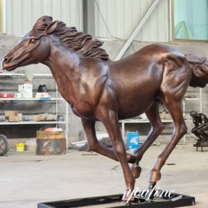 famous cast bronze las colinas horse fountain replica detail