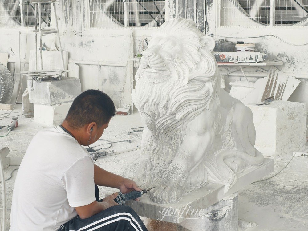 carving craftsmanship of the marble lion fountain